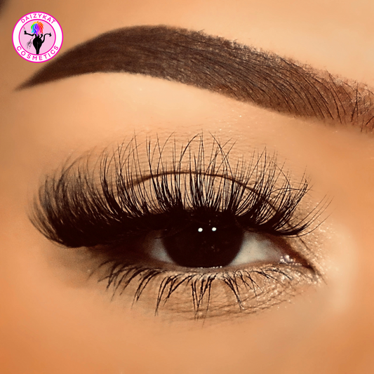 Ella - 4D Luxury Synthetic Easy To Apply Hand Made Lashes - The Pink Makeup Box