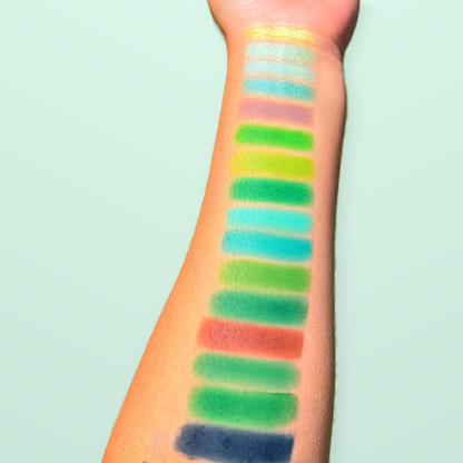 37 BIN - GREEN APPLE EYESHADOW PALETTE - All The Greens You'll Ever Need!