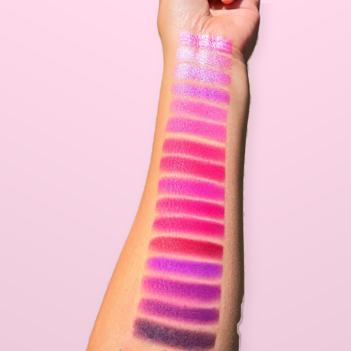 16 BIN -  PINKLEBERRY EYESHADOW PALETTE - All The Pinks You'll Ever Need!!