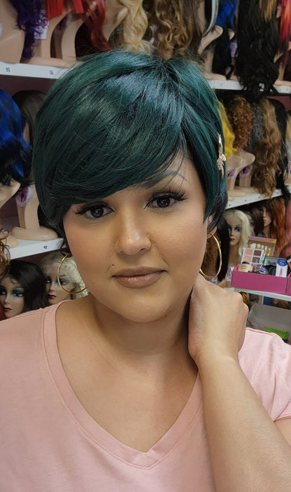 Aria - BOY PRO CUT WIG - Color 1B/Green - The Pink Makeup Box