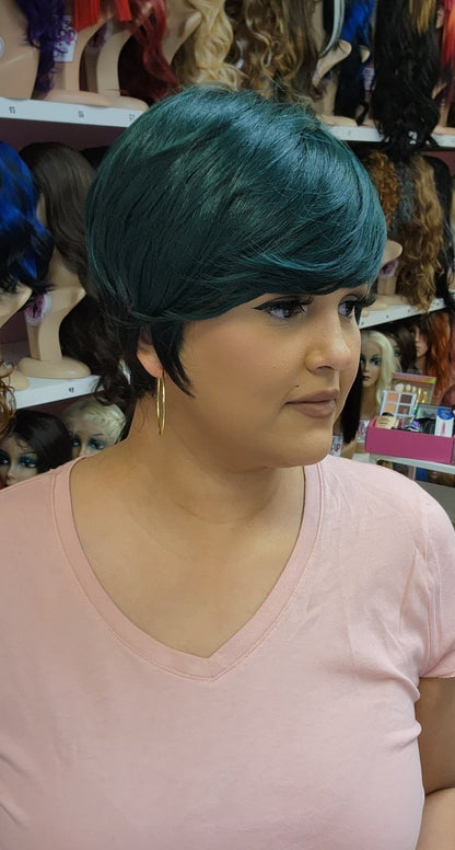 Aria - BOY PRO CUT WIG - Color 1B/Green - The Pink Makeup Box